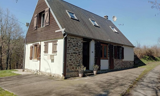 Pont Farcy Casa | BUTTERFLY COTTAGE : rustic & charming cottage in Normandy
