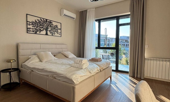 Savski Venac Apartamento | BW Suite with Breakfast Included, next to Galerija Shopping Center, Free Parking