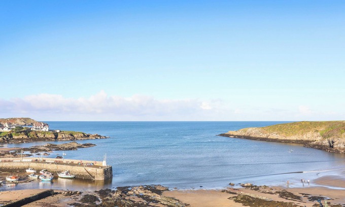 Cemaes Bay Cabaña | Bwthyn Lili