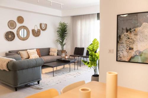 Mateh Asher Apartamento | By the Beach - דירת נופש מדהימה באכזיב עם מרפסת ונוף לים- צמודה לחוף - 3Bdrm apartment with balcony and Sea View near Achziv Beach
