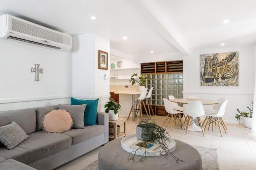 Belongil Villa | Byron Blisshouse Garden Villa - beachside retreat