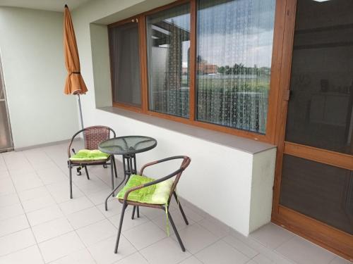 Sadska Apartamento | Byt v řadovém domě