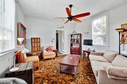 Bywater Casa | Bywater Home, Parking and Pet Friendly Retreat