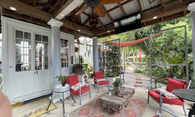Bywater Casa | Bywater Home, Parking and Pet Friendly Retreat by RedAwning
