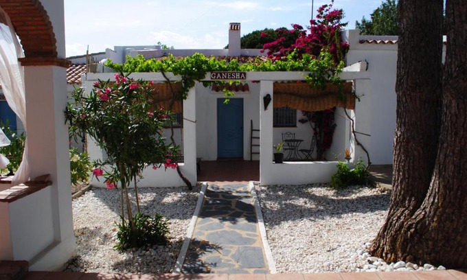 Los Franceses-la Vega Apartamento | CÁDIZ - GANESHA acogedor apartamento en Chiclana de la Frontera, España