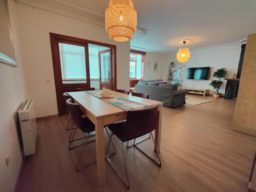Fazouro Apartamento | Céntrico, 100 metros de la playa, reformado,163 m2