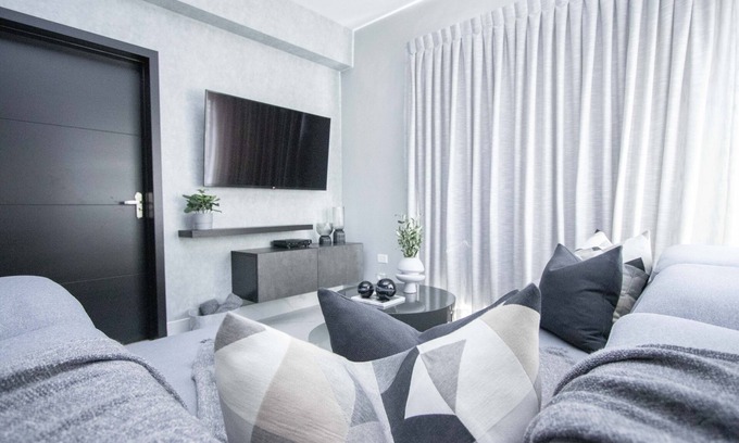 Yolanda Morales Apartamento | Céntrico con Piscina+bbq+gym+espacio de Trabajo y Personal en el Lobby 24/7