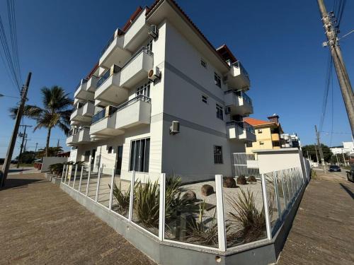 Governador Celso Ramos Apartamento | Cód 115 - Apartamento á 50m do mar