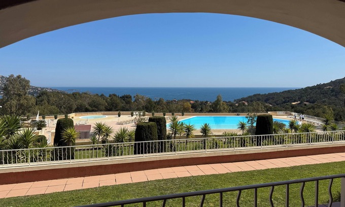 Le Dramont Apartamento | Côte d'Azur, Cap Estérel, superb panoramic sea view.