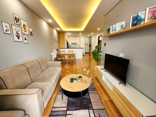 District 4 Apartamento | Căn Hộ 2PN - 5 Phút Đến Trung Tâm Thành Phố - View Sông