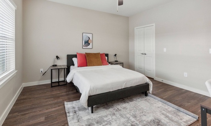 Willowbrook Apartamento | C Creek 4306 I New Construction Bd Apt I Gated