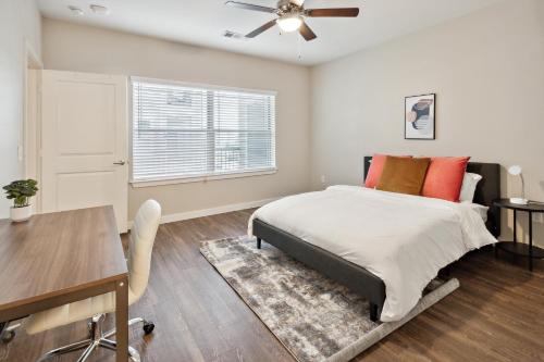 Willowbrook Apartamento | C Creek 7206 I New Construction 1bd Apt I Gated