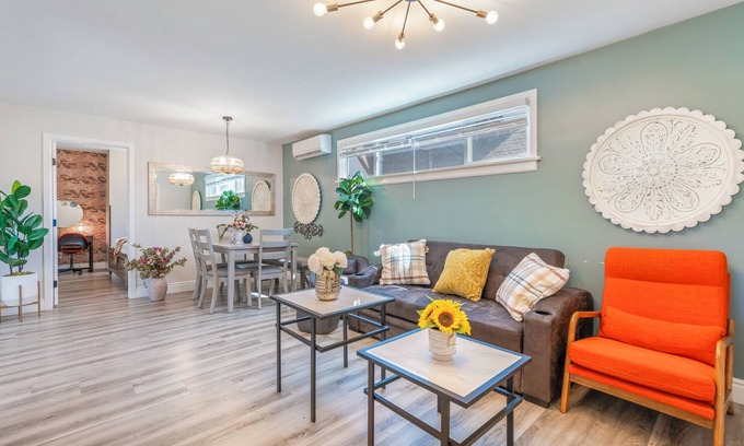 Alhambra Apartamento | C2-Bungalow Renovated Quite safe Neighbor close to down town LA King-bed!