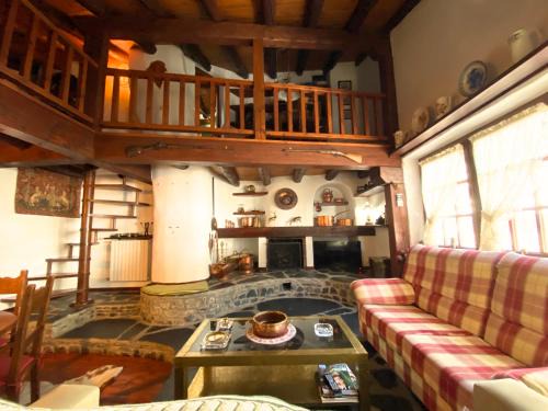 Mas de Ribafeta Apartamento | C5 Bordes d'Arinsal, Duplex Rustico con chimenea, Arinsal, zona vallnord
