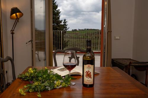 San Giovanni In Marignano Casa | Ca'Bacchini House con 6 alloggi