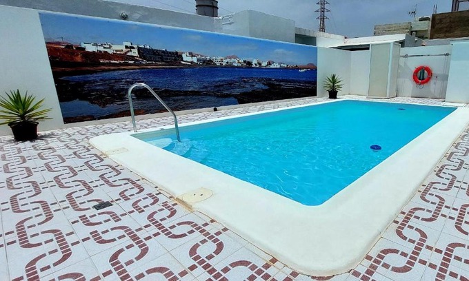 Puerto Lajas Apartamento | CA.MARCELA. 200 metros del mar.