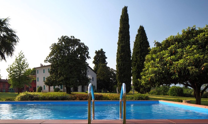 San Pietro di Feletto Apartamento | Ca 'Milone Loft con piscina para 7 personas