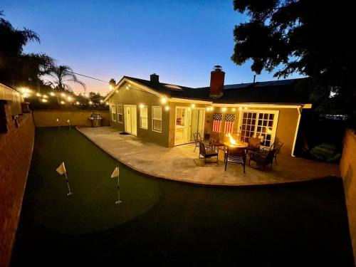 El Dorado Casa | CA4 House Family Oasis Golf Fire Pit & Games