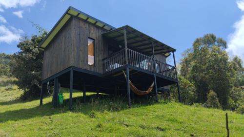 La Calera Chalet De Esquí | CABAÑA DEL TUCÁN, vía Chingaza