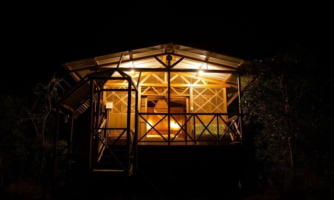 La Macarena Cabina | Cabaña El Nido: confort familiar junto a Caño Cristales + cheff a su disposición