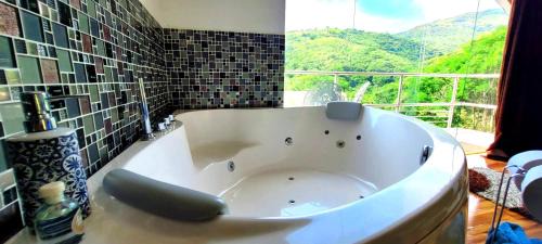 Sopetran Apartamento | Cabaña en el Aire con jacuzzi a 5min del Pueblo