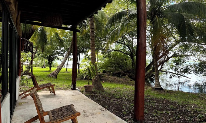 Huay-Pix Cabaña | Cabaña entre árboles y lago, cerca de casinos y Zona Libre de Belice 3