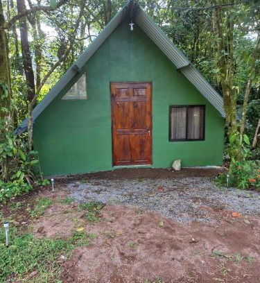 Katira Chalet De Esquí | Cabaña Escondida Rio Celeste