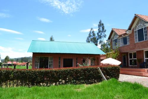 Duitama Casa | " Cabaña la Bendición entre Paipa y Duitama"