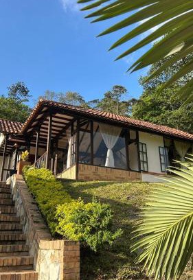 Sasaima Casa | Cabaña Montelira