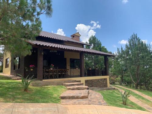 Mazamitla Chalet De Esquí | Cabaña No.7 Puerta del Bosque Mazamitla.
