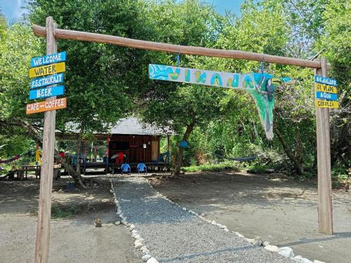 Nuqui Hotel | Cabaña y restaurante vikana