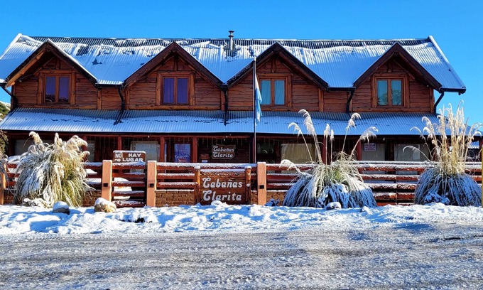Dina Huapi Cabina | Cabañas Clarita