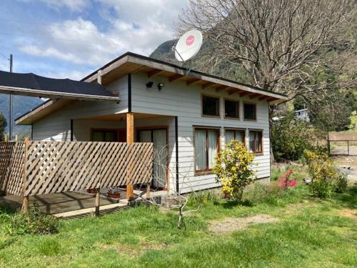Conaripe Casa | Cabañas Ruka Rayun con acceso al lago en Coñaripe