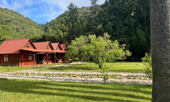 Villa Sola de Vega Otro | Cabañas San Sebastián