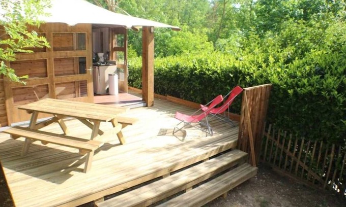 Saint-Constant-Fournoules Cabina | Cabane 3 étoiles - Piscine - eec0cc