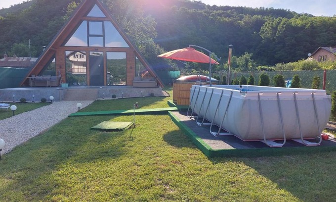 Varbilau Chalet De Esquí | Cabana A-frame Nis