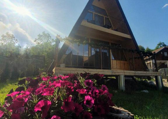 Talea Chalet De Esquí | Cabana de Vis Valea Prahovei - ciubăr și saună la munte