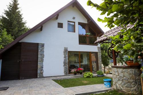 Valea Doftanei Casa | Cabana Emana