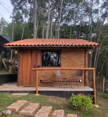 Vila Margarida Cabina | Cabana Fé Miguel Pereira Chalé Para Casal no Centro MP