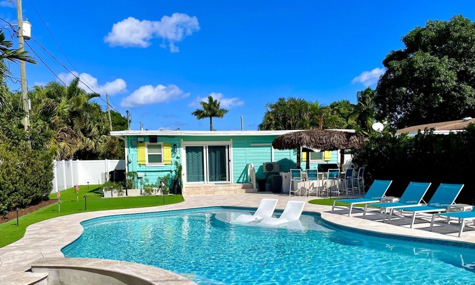 Middle River Terrace Casa | Cabana House W/ Pool and Bar