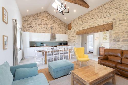 Jalogny Casa | Cabana & Maison sur les hauteurs - Proche Cluny