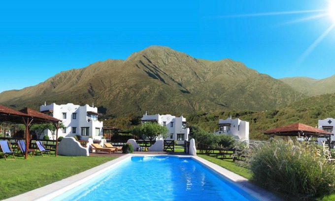 Capilla del Monte Cabina | Cabanas Las Maras