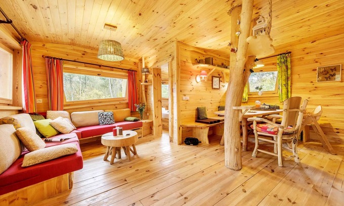 Curcay-sur-Dive Cabina | 5-Zimmer-Hütte für 6 Personen