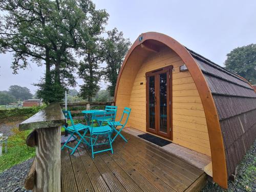 Pouligny-Notre-Dame Casa | Cabane forestière près base nautique avec terrasse et parking - FR-1-591-647
