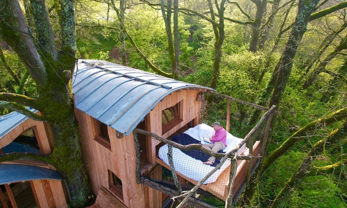 L'Isle-Bouzon Cabina | Cabane perchée / sauna & cold bath / shared natural swimming pool