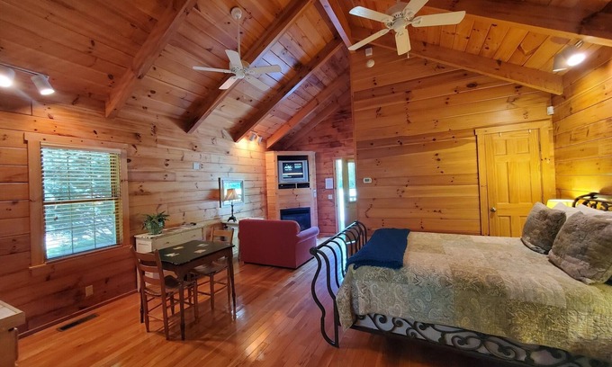 Galax Apartamento | (Cabin 297) As Good As It Gets