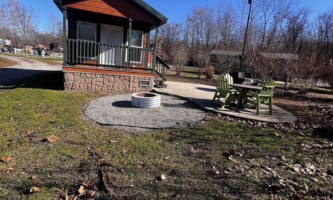 Dickerson Run Cabina | Cabin 3 - Everything you need in this Cabin for a great weekend.