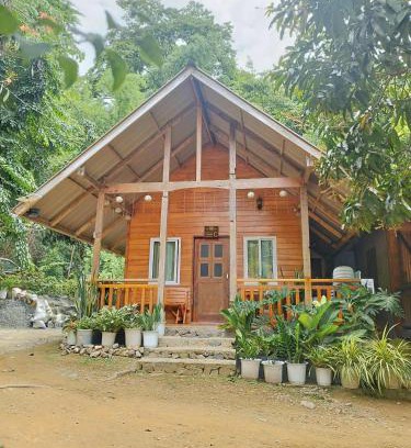 Lobo Casa | CABIN C at Bigang Munti Beach Resort