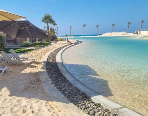 El Alamein Casa | Cabin in hacienda bay