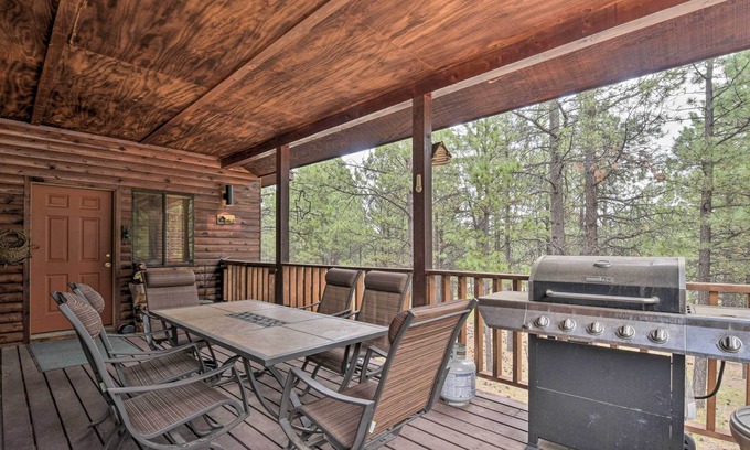 Angel Fire Cabina | Cabin in the Woods 6 Mi to Angel Fire Resort!